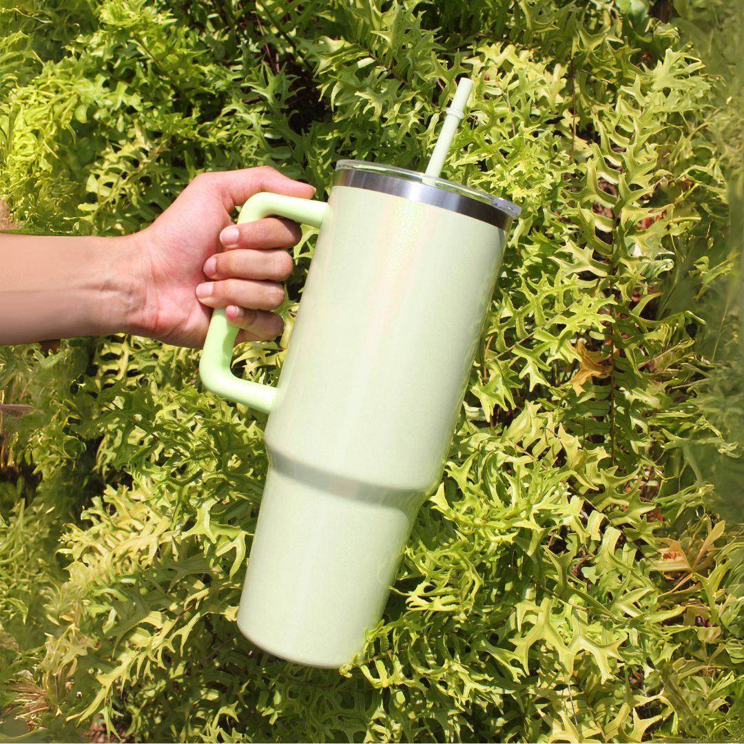 The Sparkler | 1200ML | Insulated + Personalized Engraving | Free Leakproof Kit! Light Green